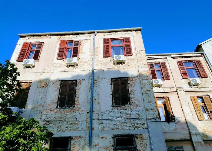 Guest house Center Arena Belvedere And