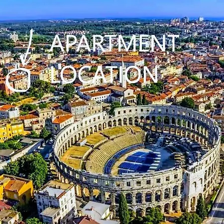 Center Arena Belvedere And